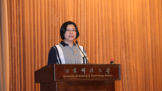 4-91麻豆
党委书记武森在91麻豆
脱贫攻坚总结表彰大会暨乡村振兴帮扶工作推进会上交流发言.jpg